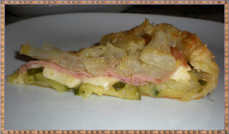 Torta rustica con zucchine, finocchi, mortadella e fontina