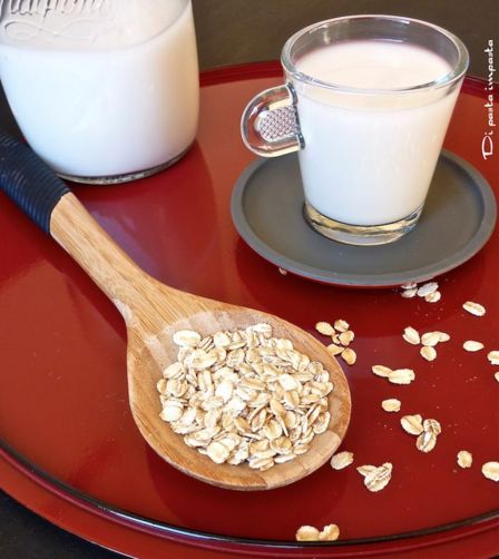 Latte di avena fatto in casa (versione rapida)