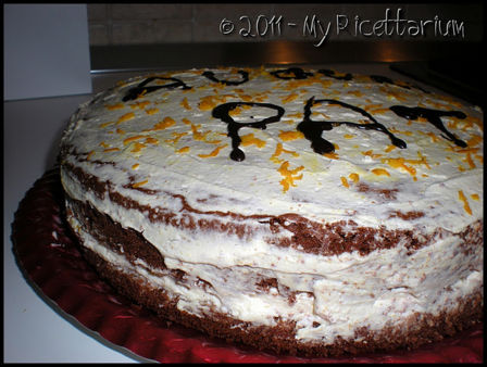 Torta al cioccolato con crema di arancia