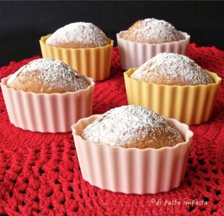 Mini plumcakes di farro allo yogurt... senza burro e lattosio