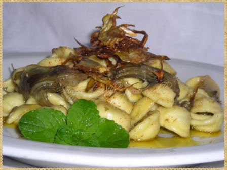 Cappelletti con carciofi romaneschi e bottarga di tonno