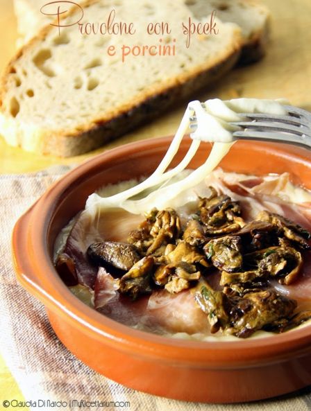 Provolone con speck e porcini