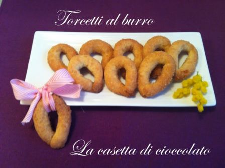 Torcetti al burro
