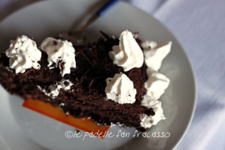 TORTA IMPERIALE AL CIOCCOLATO PER UN COMPLEANNO SPECIALE