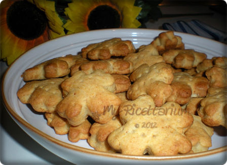 Biscottini salati alla paprika