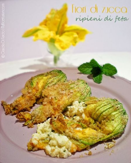 Fiori di zucca ripieni di feta