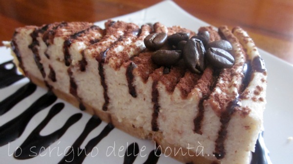 TORTA ALLO YOGURT cuore di caffè