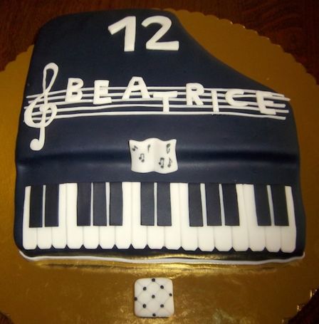 Torta per studentessa di pianoforte