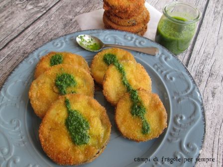 Cotolette di melanzane con salsina verde