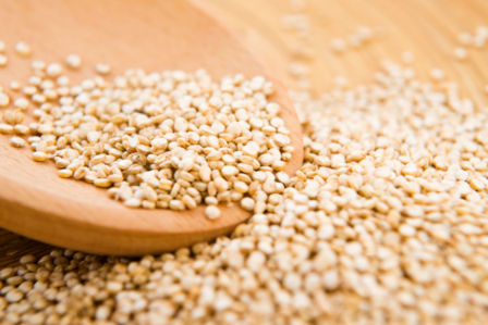 Quinoa, cos’è, dove si compra e perché fa bene