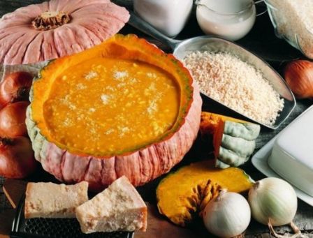 Come preparare una squisita minestra di riso e zucca