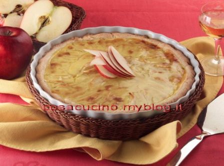 Crostata alle mele e crema pasticciera -  ricetta con foto passo passo