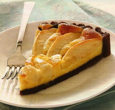 Ricetta passo passo della Crostata di mele al cioccolato con crema mascarpone al rum