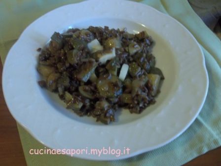 Riso rosso integrale con zucchine e toma