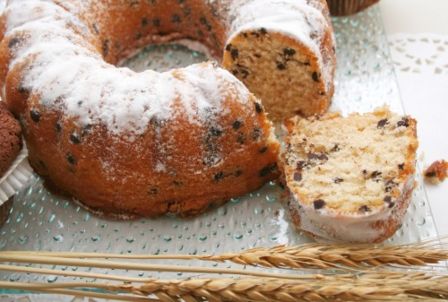Ciambella all'arancia con gocce di cioccolato