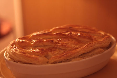 Torta salata con ricotta, funghi e mandorle