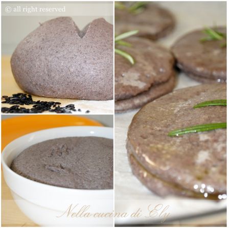 Focaccine al riso venere con ripieno di gorgonzola