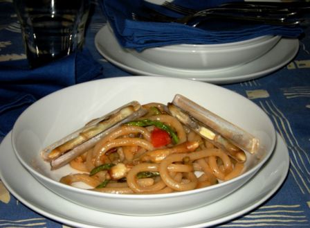 Pici senesi con asparagi selvatici di pineta e cannolicchi