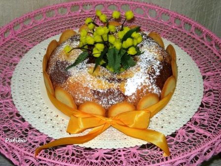 Ciambella bicolore, un classico profumato al cacao