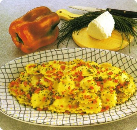 Ravioli di ricotta ed erba cipollina.