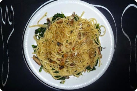 Linguine con le sarde alle erbette campagnole.
