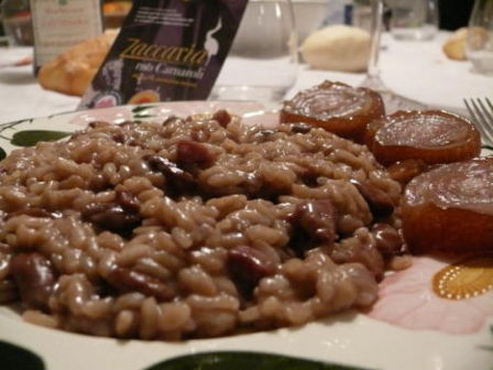 La Panissa con cotiche, gran piatto di Carnevale. Gattinara Tre Vigne Travaglini.