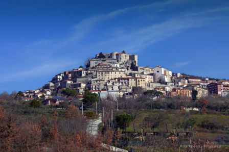 Gesualdo. Aristocratico paese dell’Irpinia…