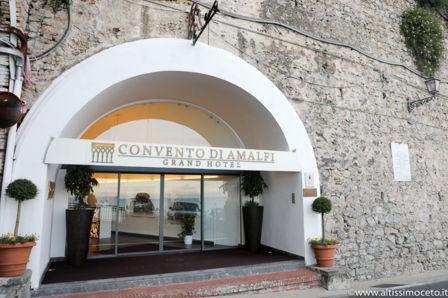 Hotel NH Collection Grand Hotel Convento e Ristorante Dei Cappuccini – Amalfi (SA) – General Manager Giacomo Sarnataro, Chef Consulente Natale Giunta