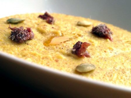 Maltagliati di buccia di P.Reggiano in Polentina all’amaranto, semi di zucca, acciughe e miele di carrubo