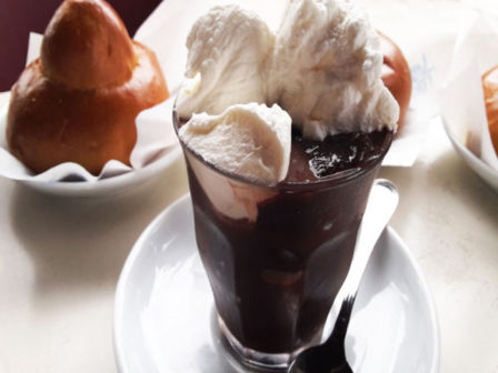 GRANITA CIOCCOLATO CON PANNA