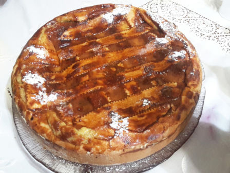 TORTA CON RICOTTA AMARETTI E CIOCCOLATO