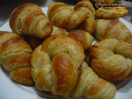 Croissant con lievito madre