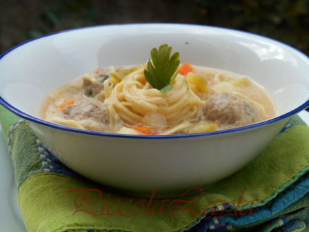 Capelli d’Angelo all’Uovo con Verdure e Polpettine in Brodo