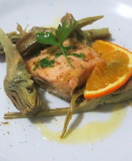 Salmone, carciofi e agrumi