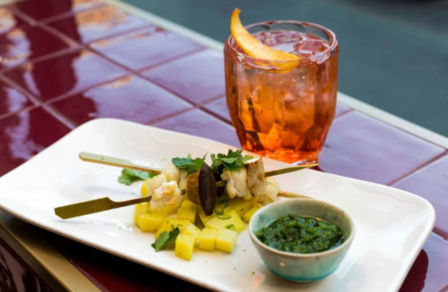 Apre Filz Spiedini&Cocktails, il nuovo locale milanese dove protagonista è lo spiedino