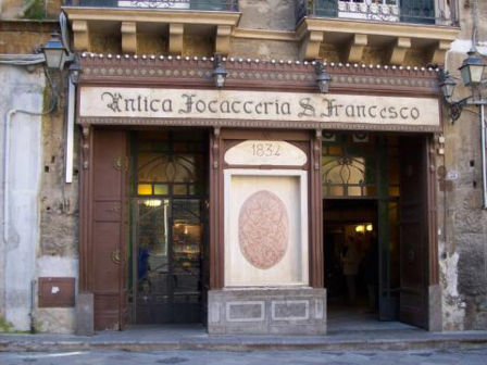 Lo street food dell’Antica Focacceria San Francesco è atterrato a Fiumicino