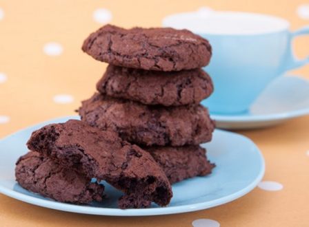 Cookies meringati al cioccolato