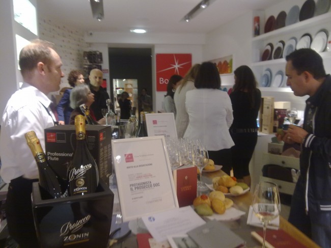 “Più di un Dono”: un aperitivo a Milano