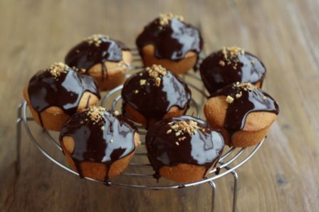 Tortini al caffè con glassa al cioccolato