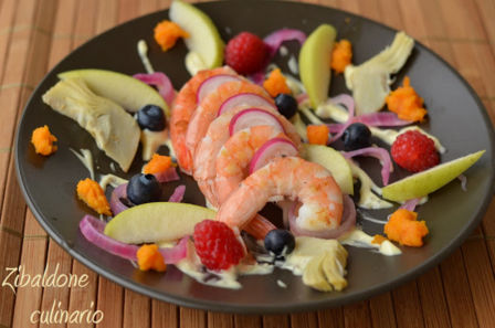 Mazzancolle con cipolle caramellate e frutta
