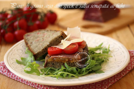PANE DI GRANO ARSO CON SPECK E SALSA SENAPATA AI FICHI