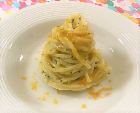 Spaghetti quadrati alla bottarga. La ricetta del lunedì.