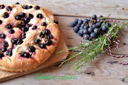 Schiacciata all'uva fragola