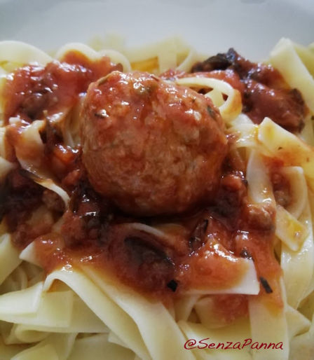 Le polpette al sugo. La ricetta del lunedì.