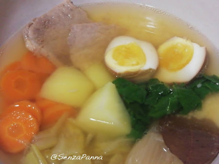 Come si fa il nitamago, l'uovo morbido marinato per ramen. La ricetta del lunedì.