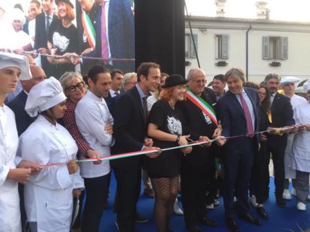 PRIMA GIORNATA DA RECORD A GUSTI DI  FRONTIERA 2019