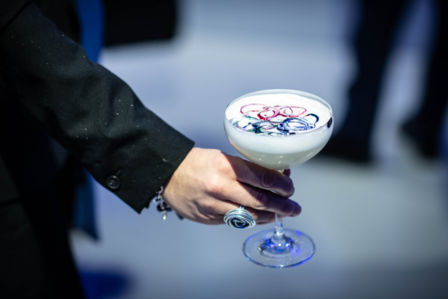 Al Canvas Bar di Bombay Sapphire tappa milanese della campagna Stir Creativity