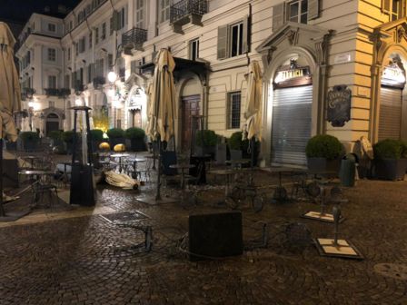 Ristorante Del Cambio danneggiato dalle proteste: “non distogliamo l’attenzione dal giusto dissenso”