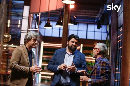 MasterChef Italia 10, decima puntata: ospite il pastry chef Andrea Tortora