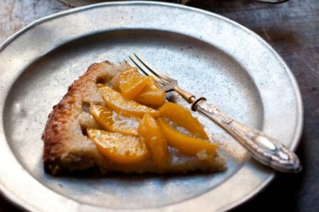 Le 10 ricette con le pesche da provare quest’estate